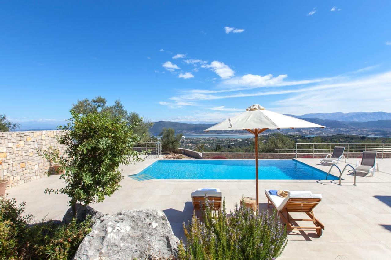 Alivia Lefkas Luxury Villas Apolpaina 외부 사진